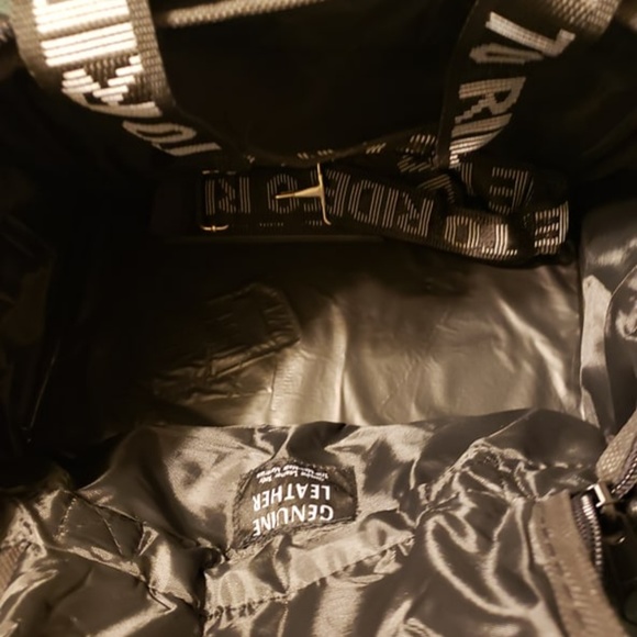 Diamond Plate Rock Design Genuine Leather Live bag - Picture 3 of 6